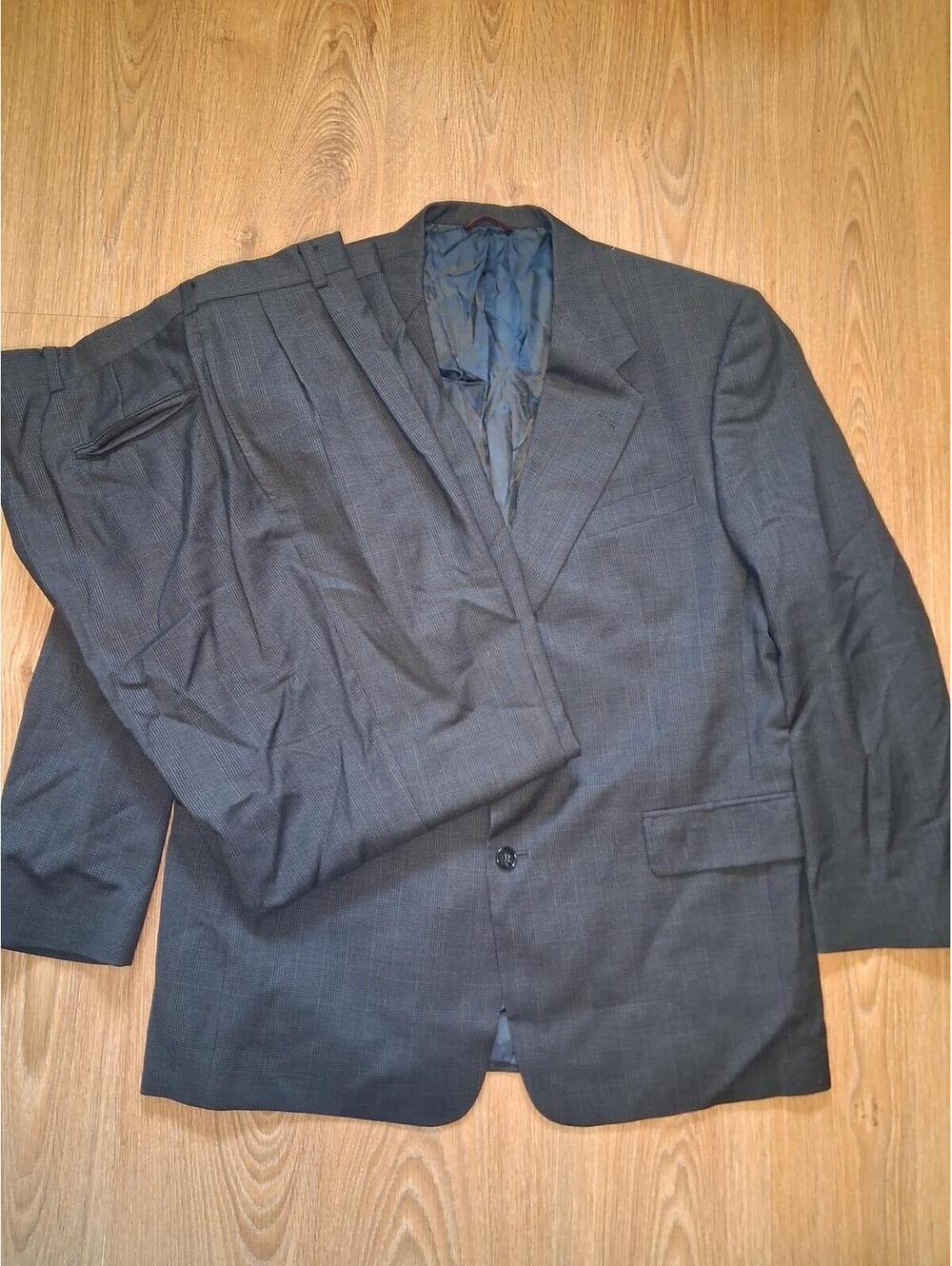 Hart Schaffner Marx 2 Piece Suit 43R 36x31 Gray Glen Plaid